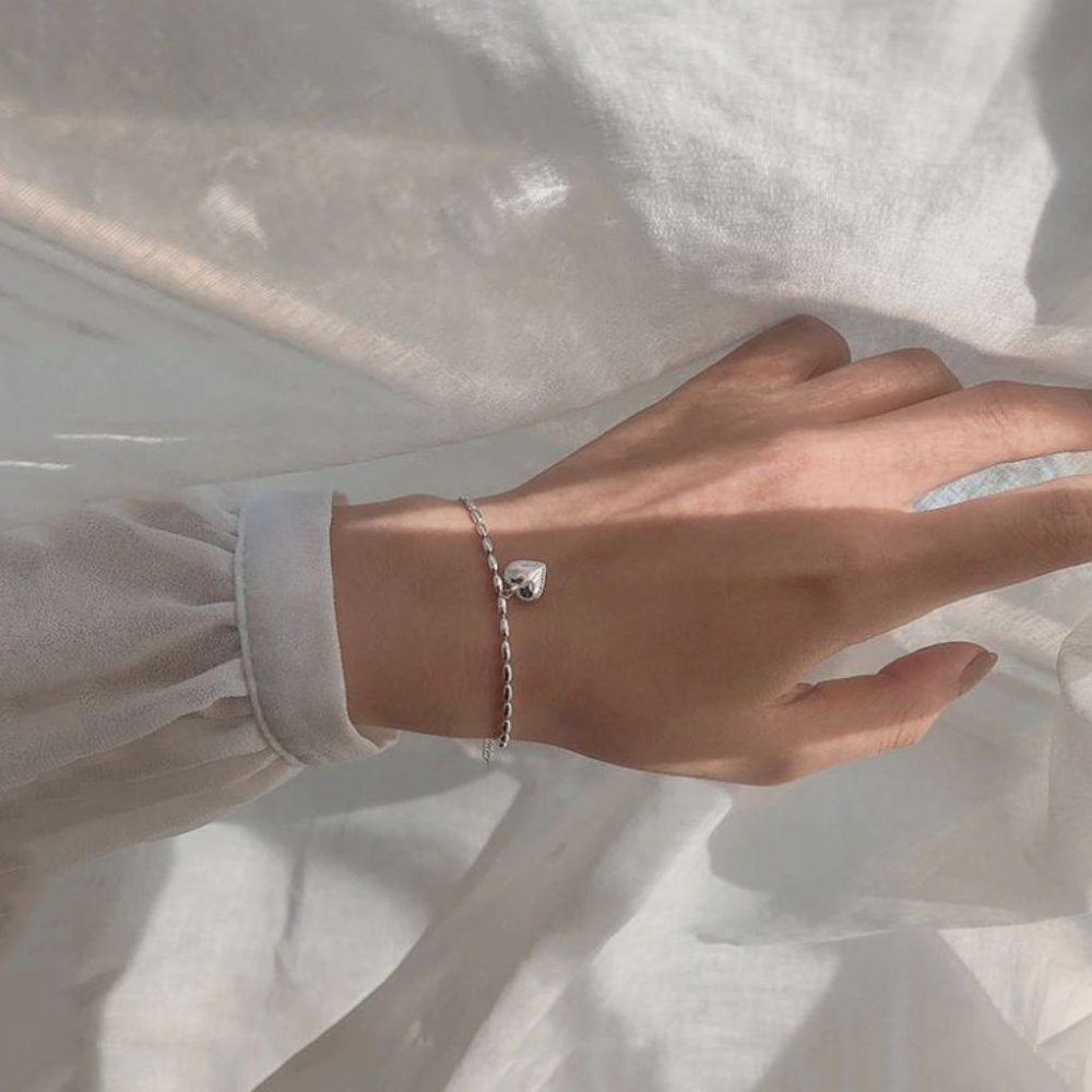 925 Sterling Silver Dainty Beaded Heart Bracelet - Picture 6 of 9